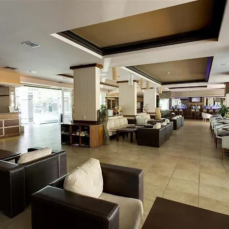 Studio 14c In Grenada Complex Hotel 4*